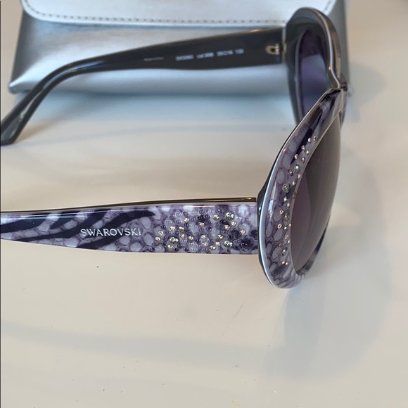 Swarovski women’s sunglasses main image 10